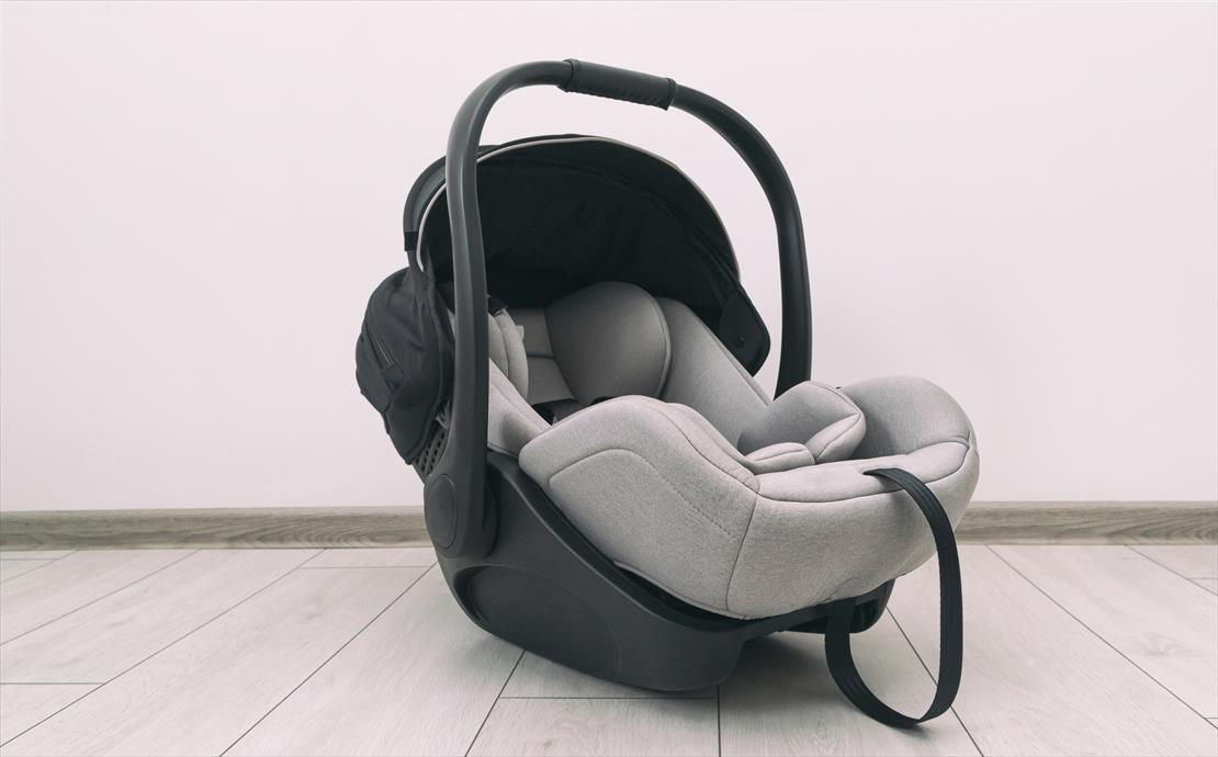 チャイルドシートを処分するときの捨て方や費用は？ 買い替えるなら 