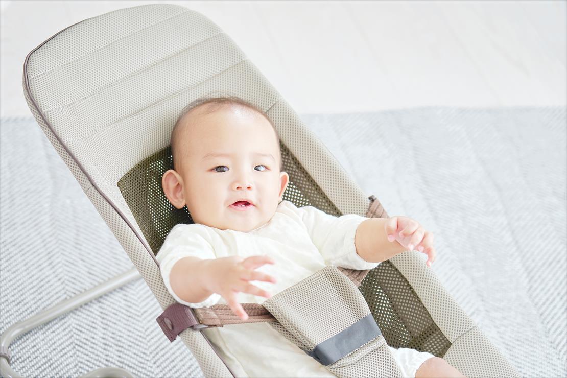 バウンサー mamaRoo4 ゆりかご 打ちきり