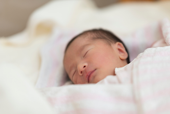 新生児の期間はいつまで 乳児 幼児の違いや育児のポイントを解説 Aqレントマガジン